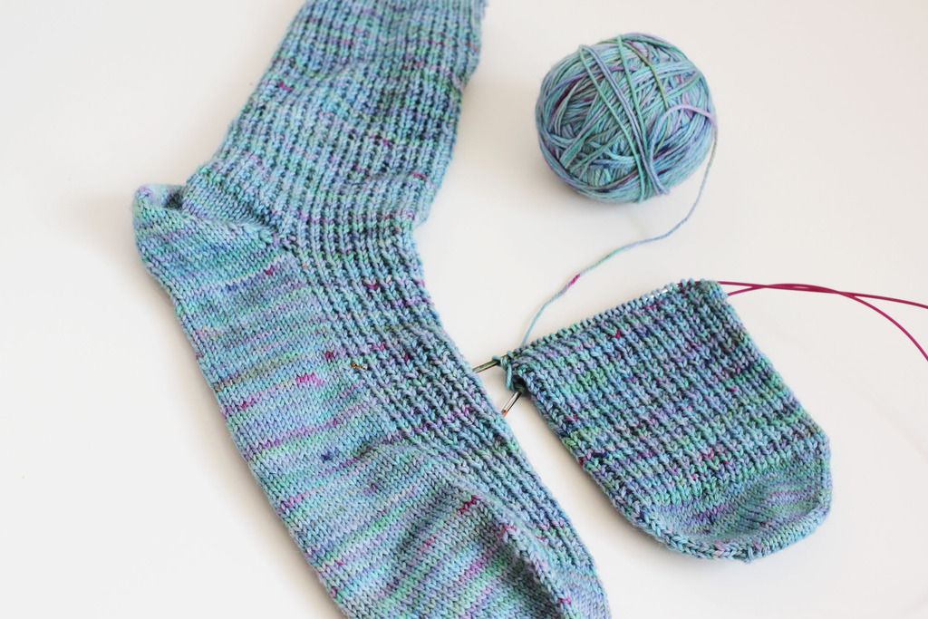 Fibre Friday Knitting Strie Socks Lara Neel Stranded Blog