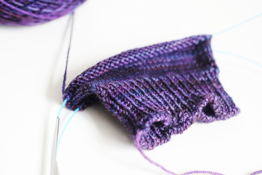 Stranded Blog Fibre Friday Knitting Sock Architecture Lara Neel Dyad Socks Malabrigo