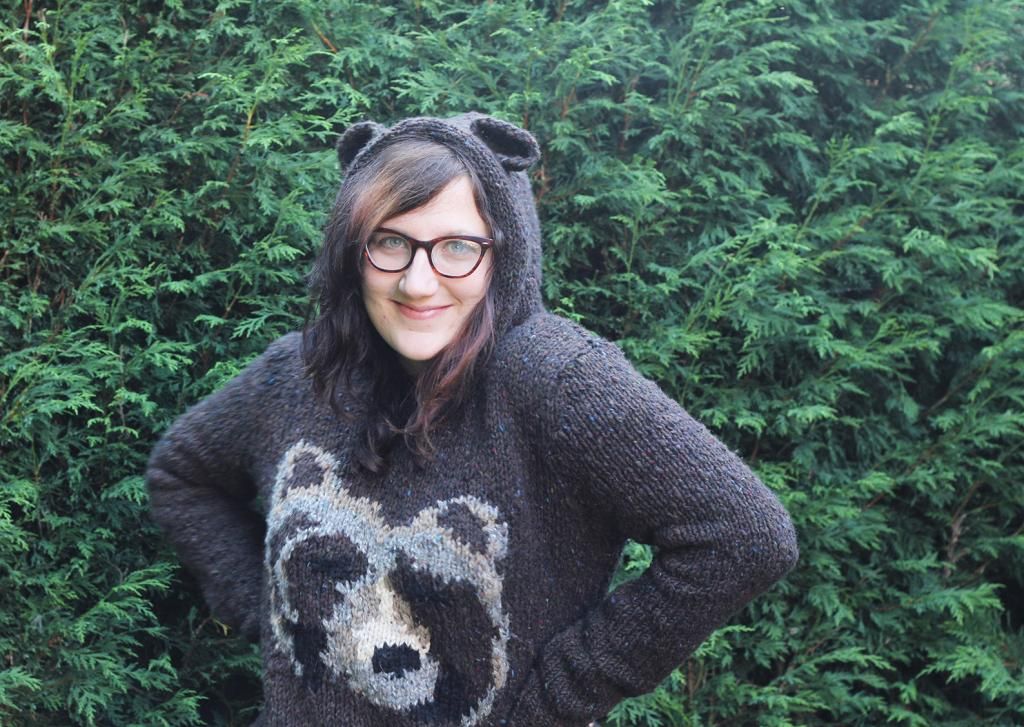 Happy Daisy Amy Edwards Green Bear Knitting Jumper Tiny Owl Knits