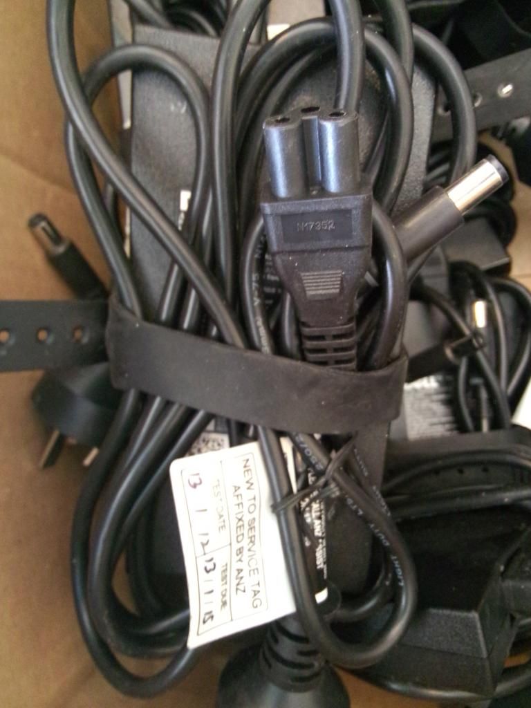 Thanh lý lô adaptor dell zin USA 19.5v 6.7 A, wifi mini laptop,ssd - 2