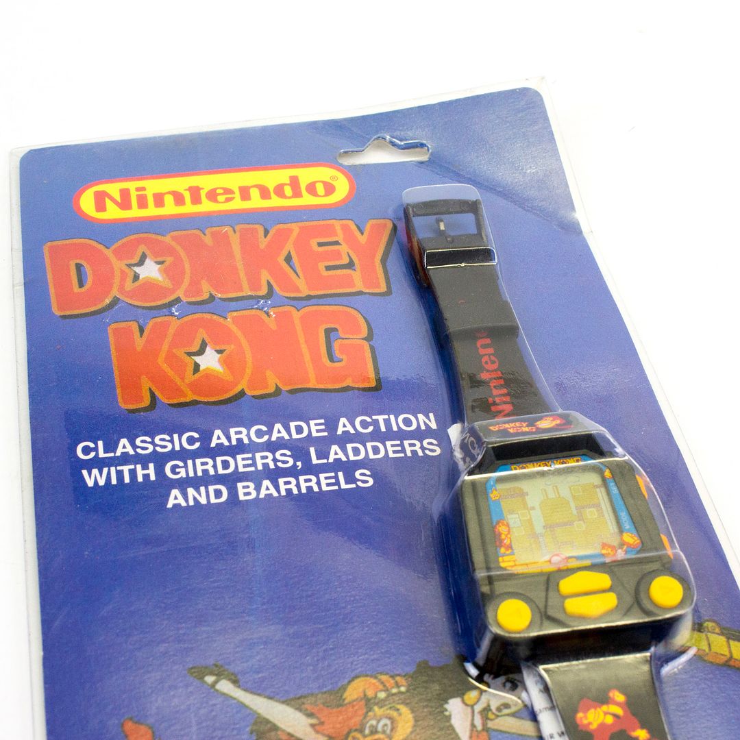 Vintage 1994 Lcd Nintendo Donkey Kong Zeon Game And Watch Wrist Watch