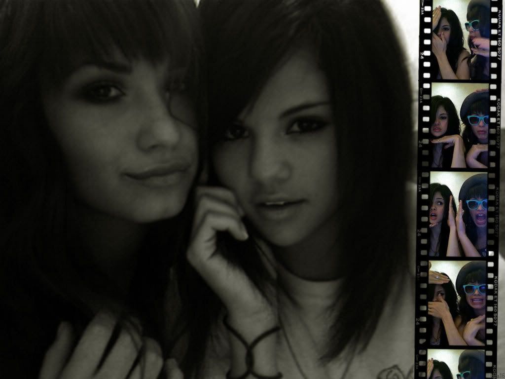 Selena-and-Demi-Wallpaper-selena-go.jpg Selena gomez and