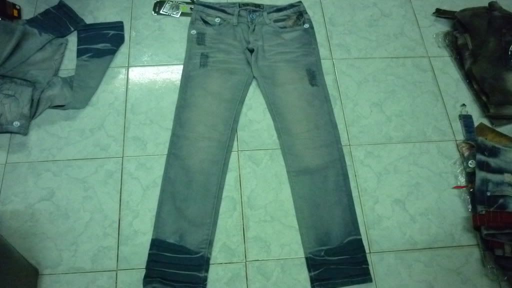Thanh lý gấp lô quần jean nữ 63c giá rẻ !!! Thanh lý gấp lô quần jean nữ 63c giá rẻ !!!